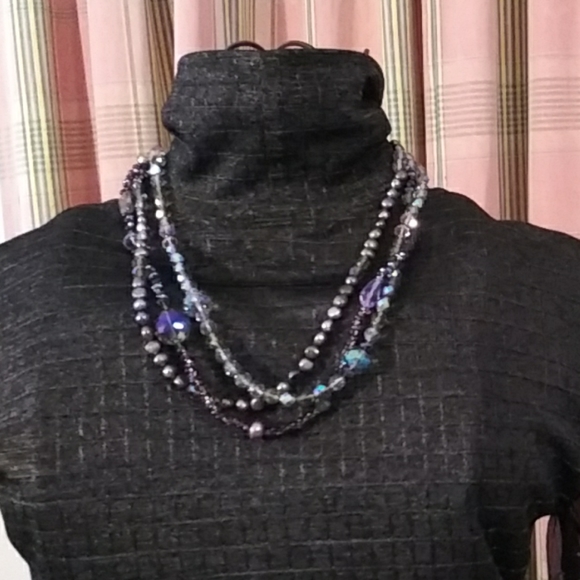 11" Triple strand necklace - Picture 1 of 6